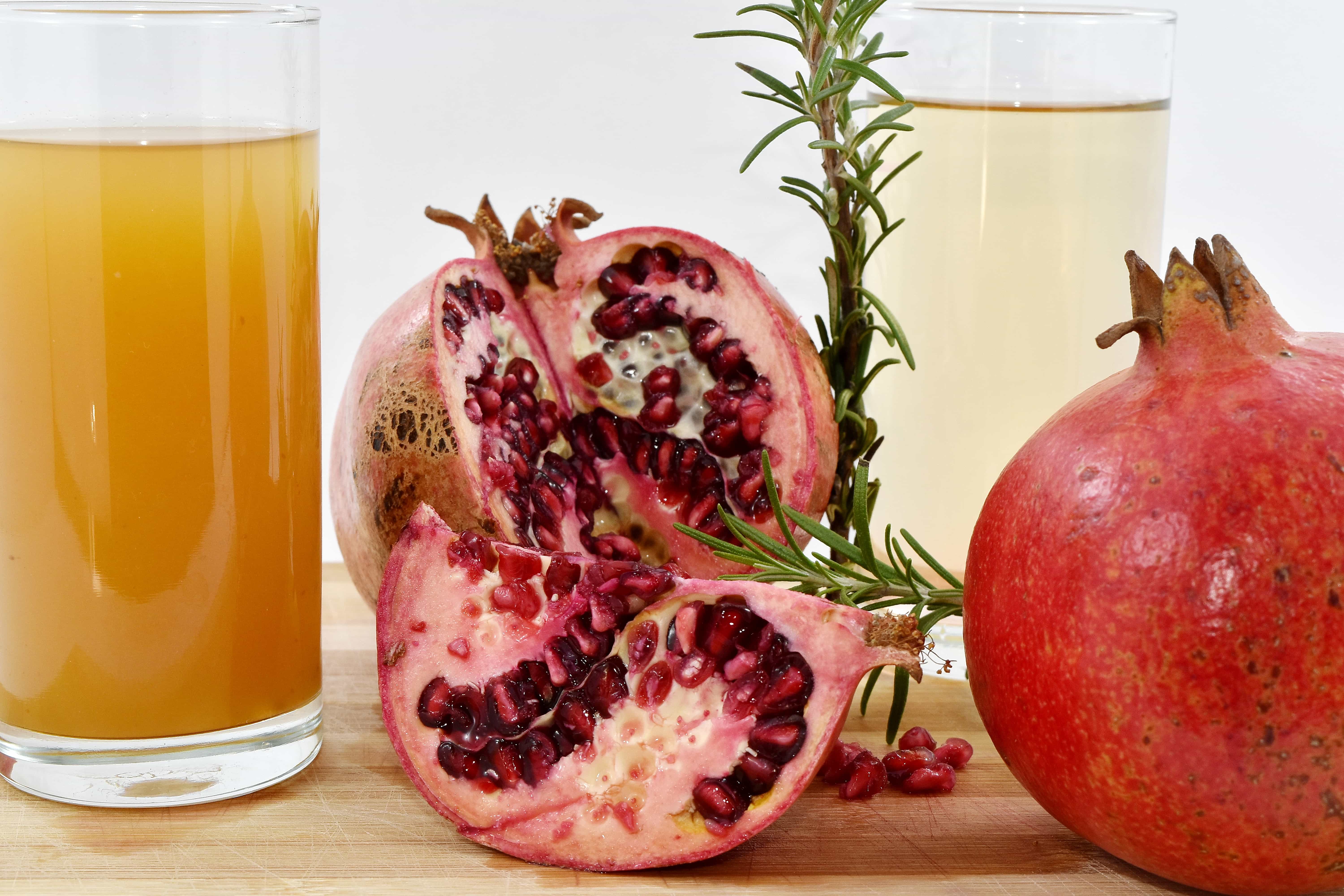 Pulp vs Juice: The Great Pomegranate Showdown