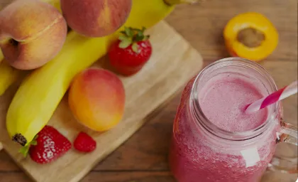 Stop Sabotaging Your Smoothie: Common Ingredients That Breed Calories & Sugar