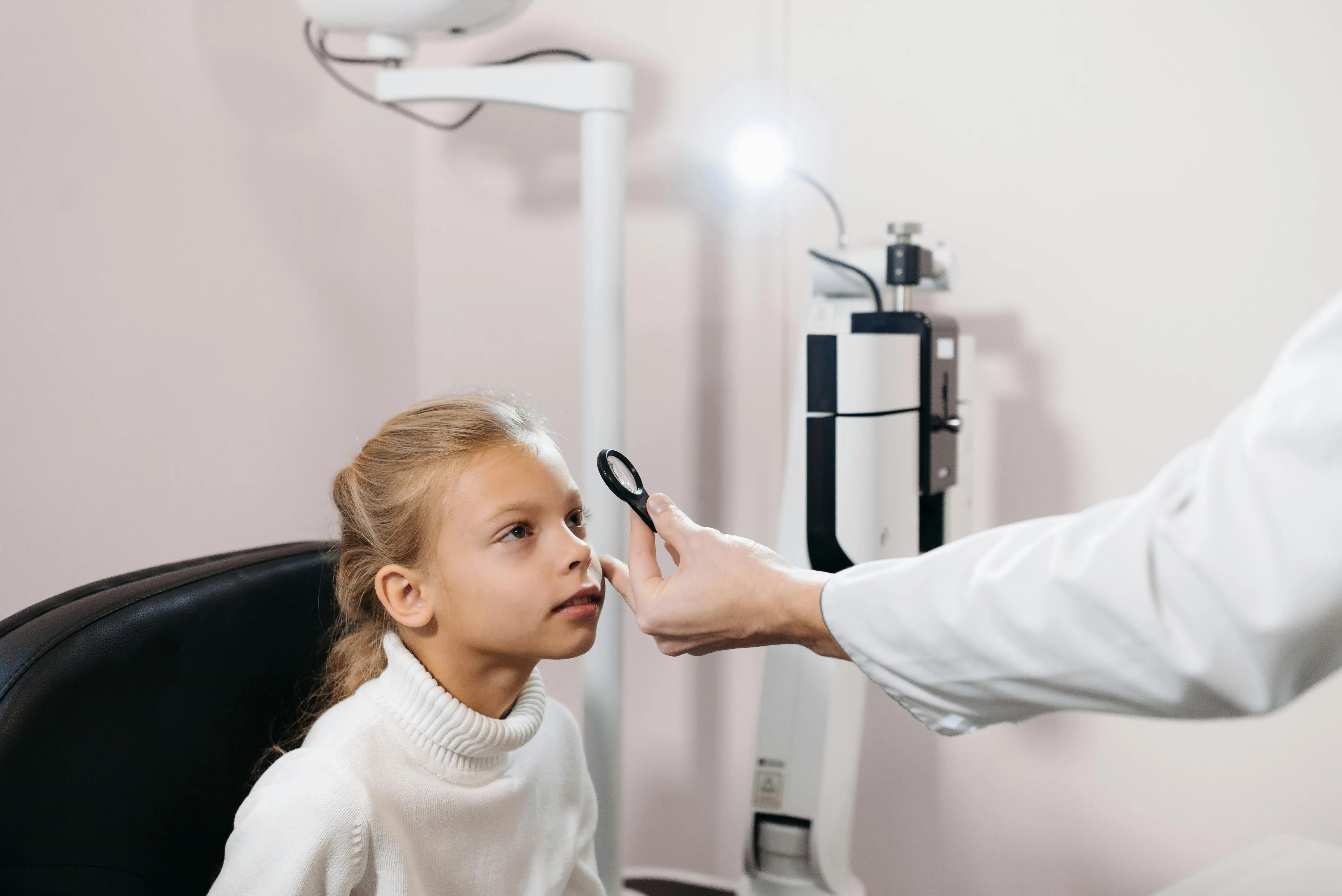 Drop the Hawkeye Act: 8 Mundane Habits Wrecking Your Peepers